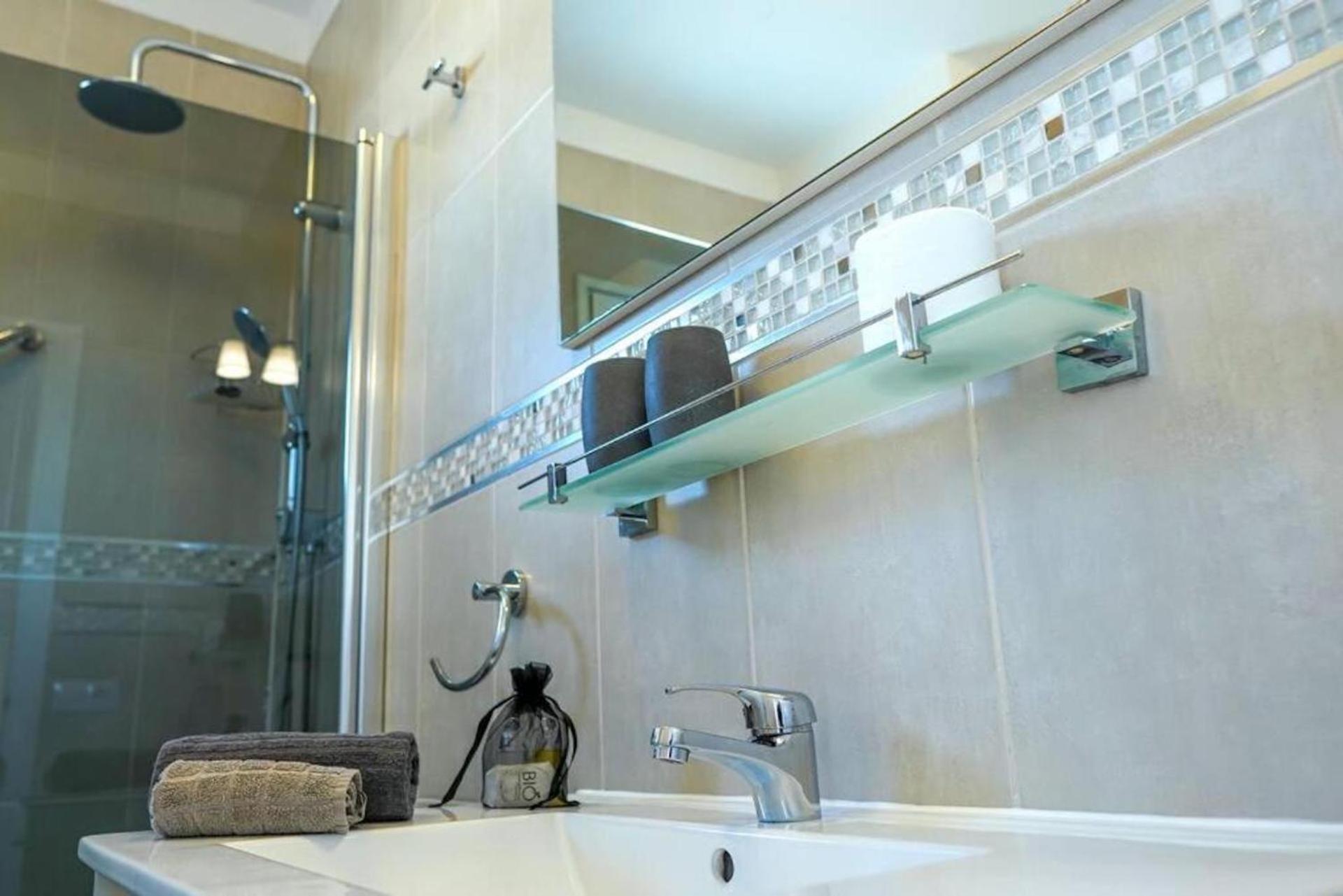 Amazing 2 Bedroom Flat With Beachfront And Pool, Paraiso Del Sur A306 プラヤ・パライソ エクステリア 写真