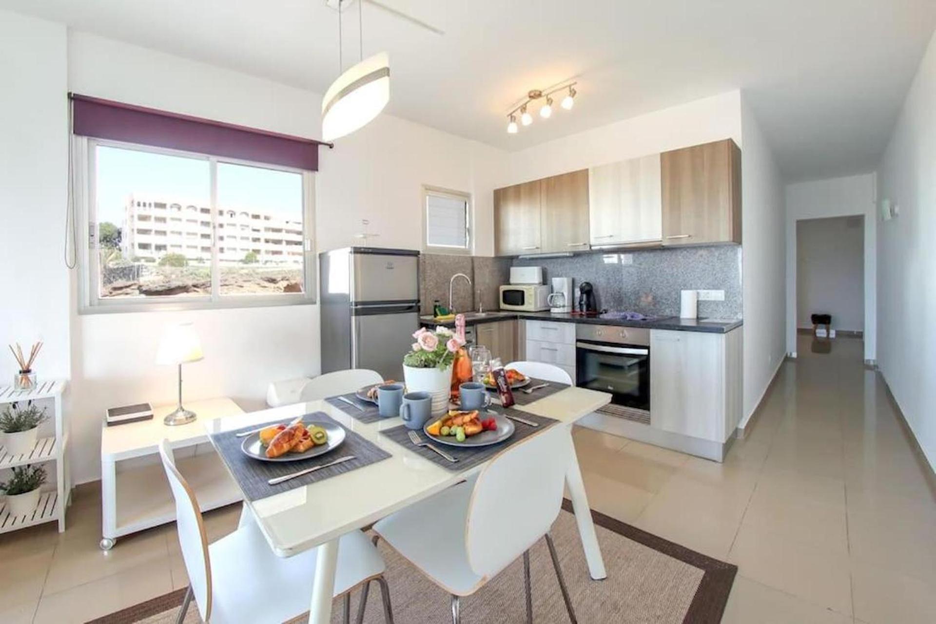 Amazing 2 Bedroom Flat With Beachfront And Pool, Paraiso Del Sur A306 プラヤ・パライソ エクステリア 写真