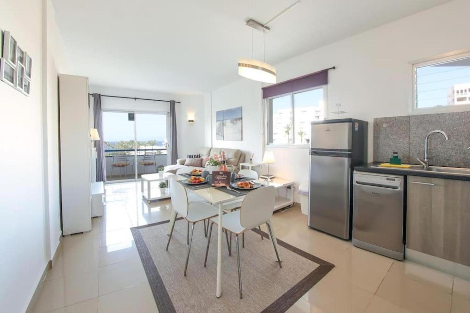 Amazing 2 Bedroom Flat With Beachfront And Pool, Paraiso Del Sur A306 プラヤ・パライソ エクステリア 写真