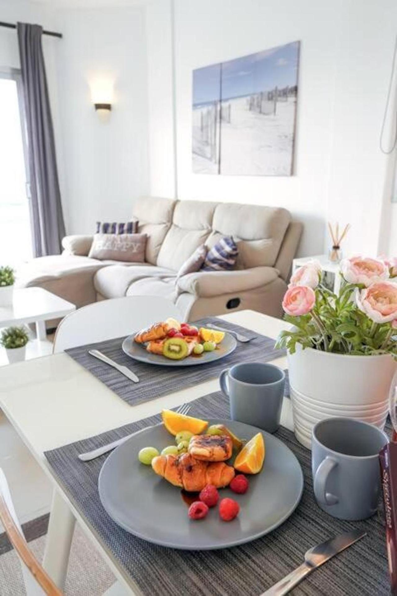 Amazing 2 Bedroom Flat With Beachfront And Pool, Paraiso Del Sur A306 プラヤ・パライソ エクステリア 写真